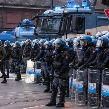 È UFFICIALE: SIAMO IN “STATO DI GUERRA”. Conseguenze disastrose per gli italiani.